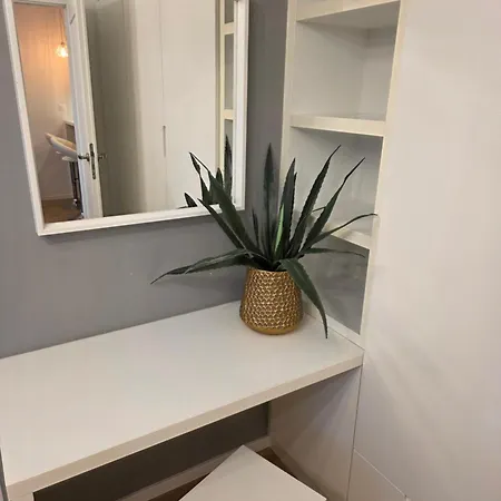 Jk Jarzębinowa Air Port Modlin