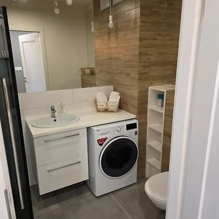 Jk Jarzębinowa Air Port Modlin Apartament