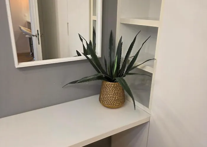 Jk Jarzębinowa Air Port Modlin