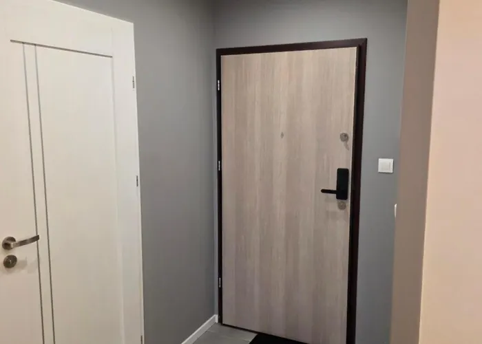 Jk Jarzębinowa Air Port Modlin Apartament *